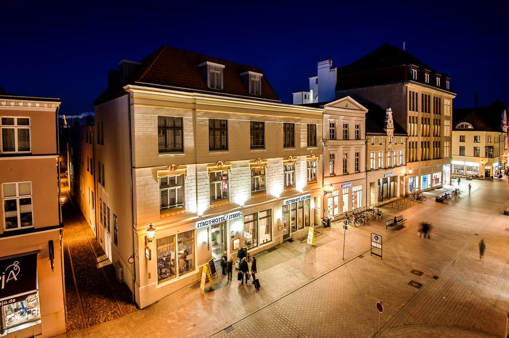 Stadthotel Stern Wismar Exterior photo